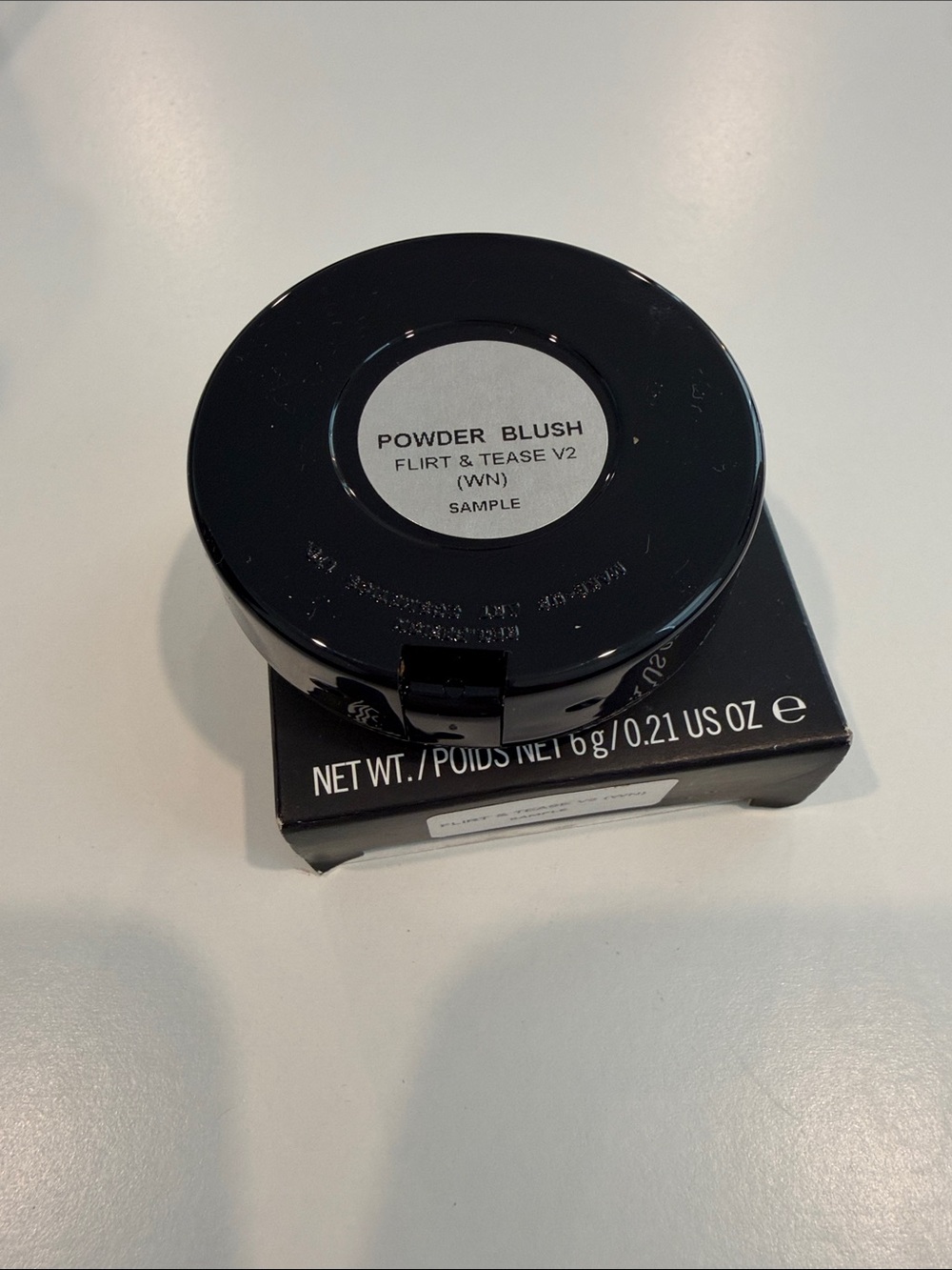RARE MAC Rocky Horror Picture Show Flirt & Tease V2 (WN) Sample Blush - Picture 3 of 3